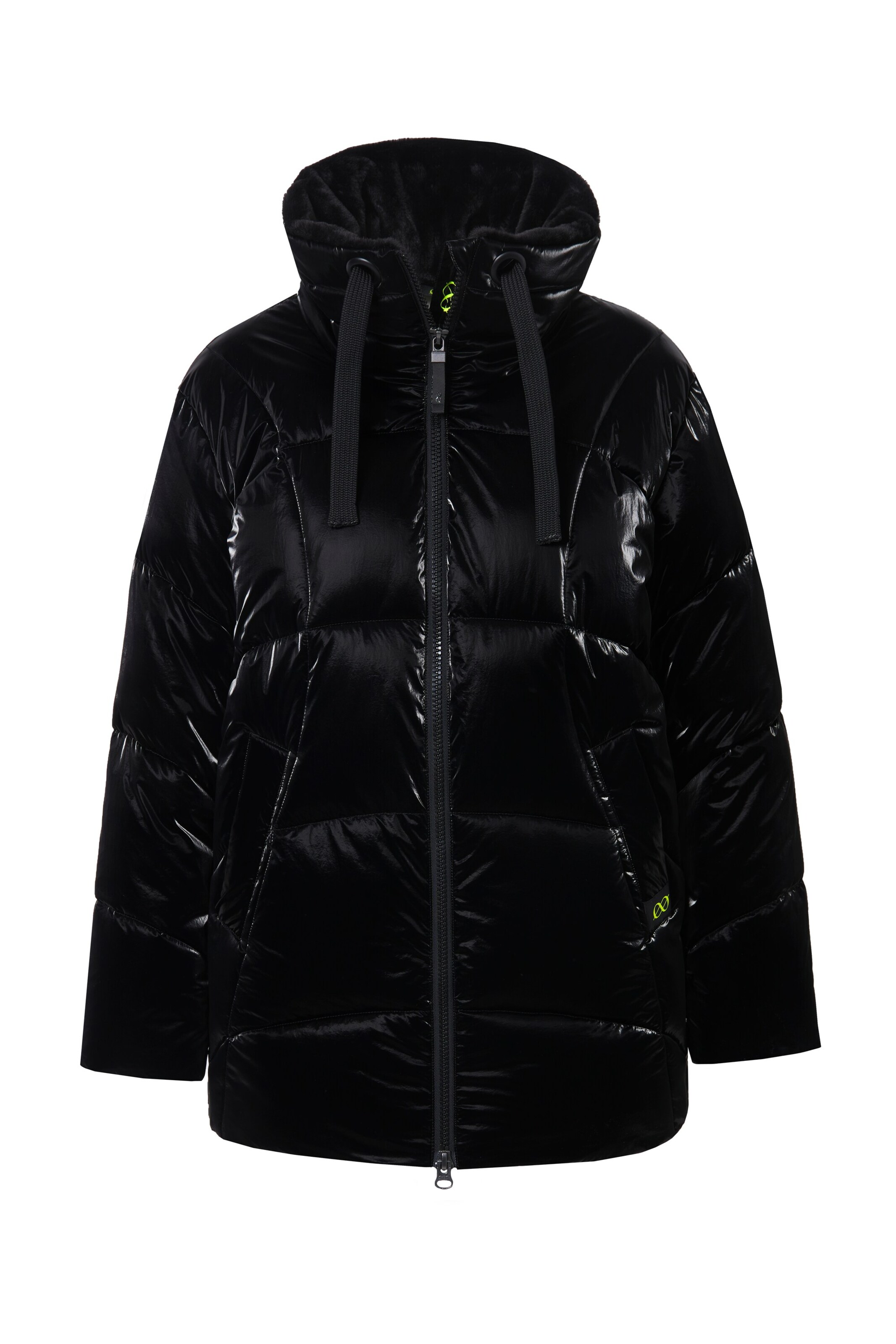 LAURASØN Winter Jacket in Black: front