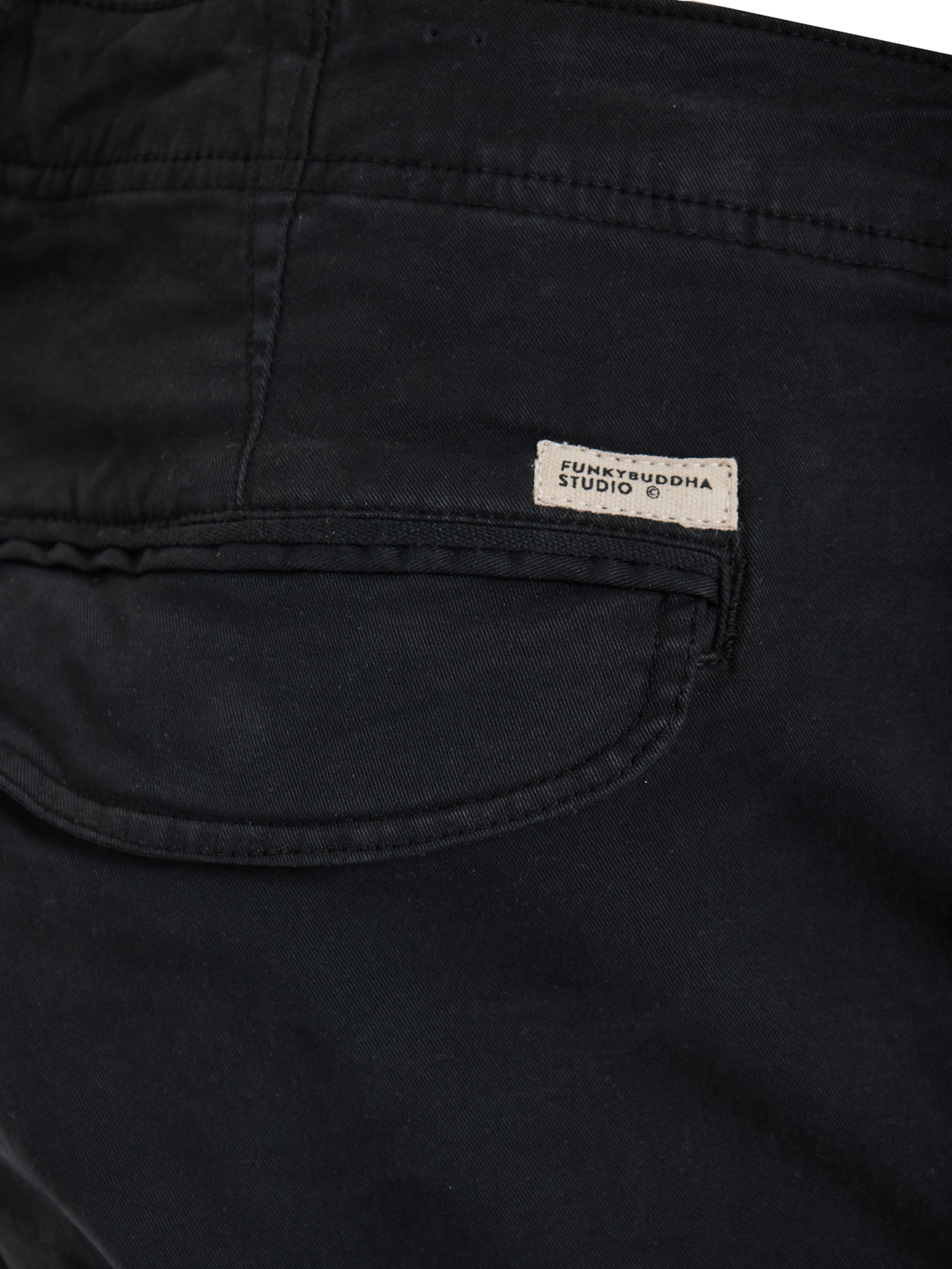 Funky Buddha Regular Карго панталон в черно