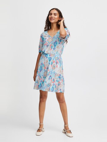 Gonna 'Jacqueline' di b.young in blu