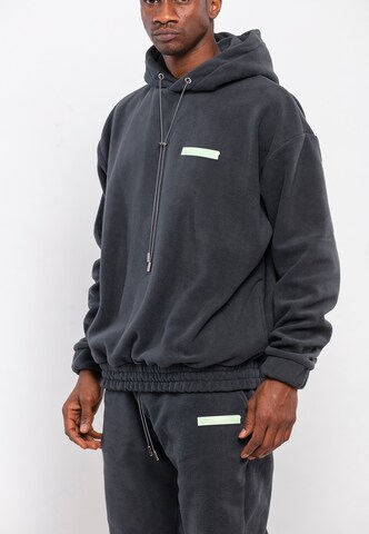 Tom Barron Tracksuit in Grey