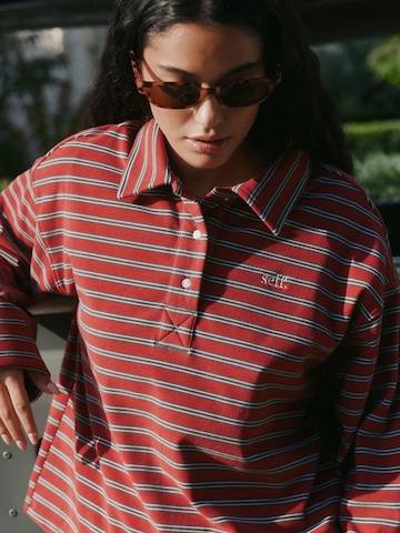 T-shirt self. en rouge