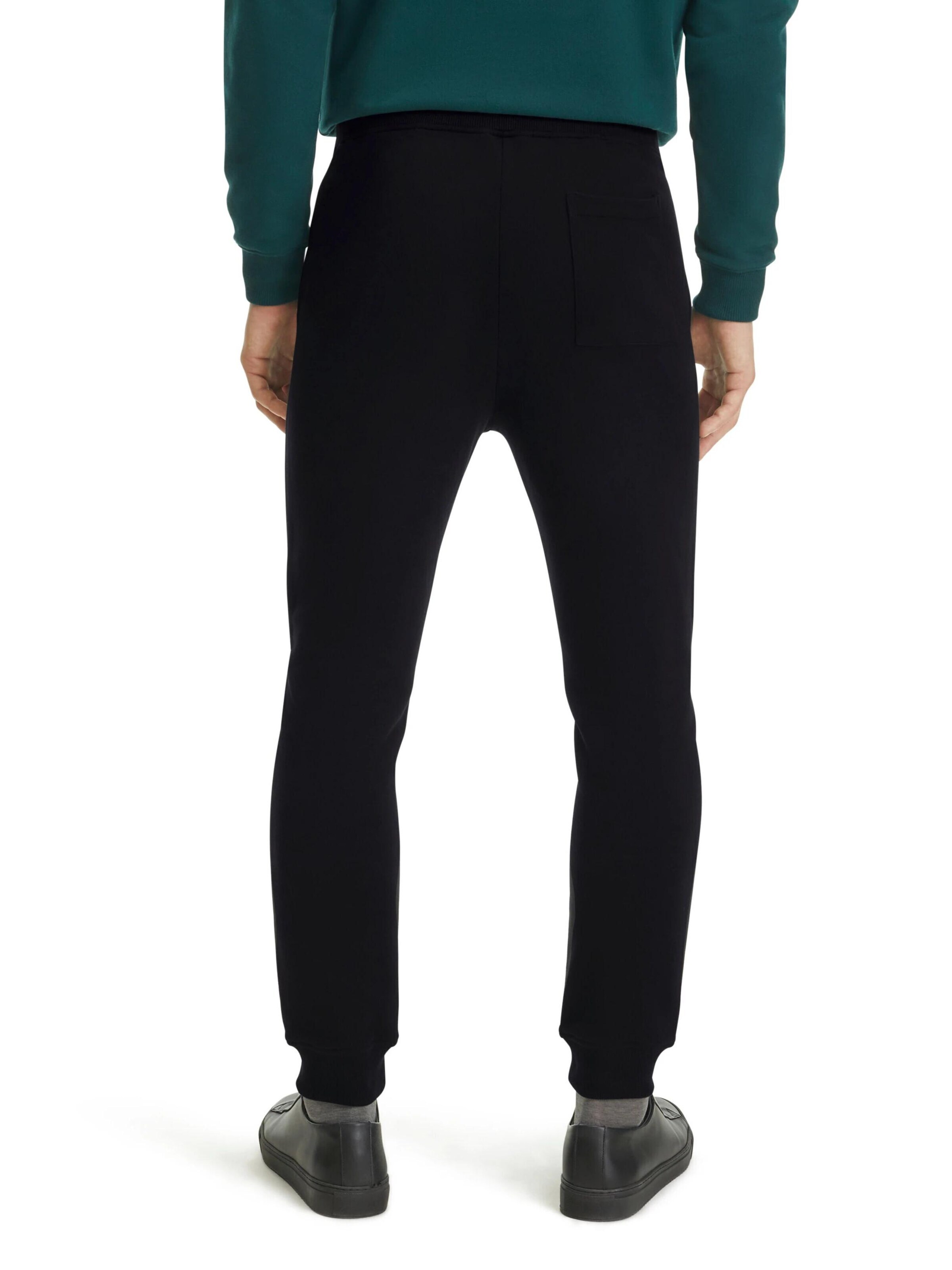 FALKE Regular Sporthose 'Sweat'‌‌‌‌‌‌‌‌ in Schwarz
