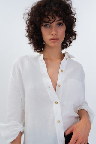 Aligne - Blusa 'Farley' em branco