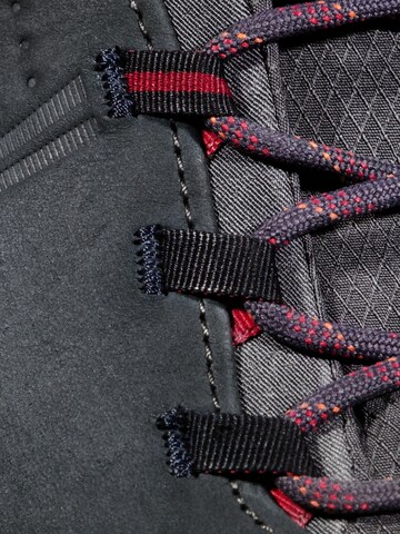 MAMMUT Boots 'Nova IV' in Black