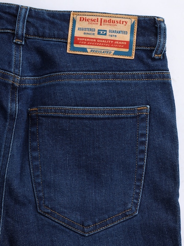 DIESEL - Skinny Vaquero '1984 SLANDY-HIGH' en azul
