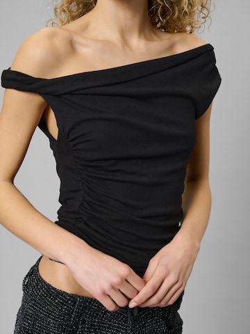 My Essential Wardrobe Топ 'Giggo' в Черный