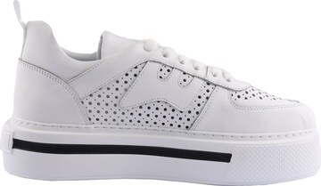 D.MoRo Shoes Sneakers in White