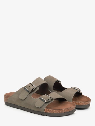 Estro Sandals '918-1' in Green