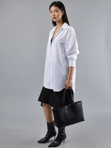 Busem - Blusa em branco