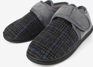 Tiestra Slippers 'TIESTRA Slipper Boots Warm Felt Slippers Wide Fit Winter Cosy Fur House Shoes Non Slip for Indoor & Outdoor Women's Bootie Slippers' in Grey: front
