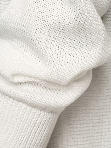 MORE & MORE Пуловер 'Dolman' в бяло