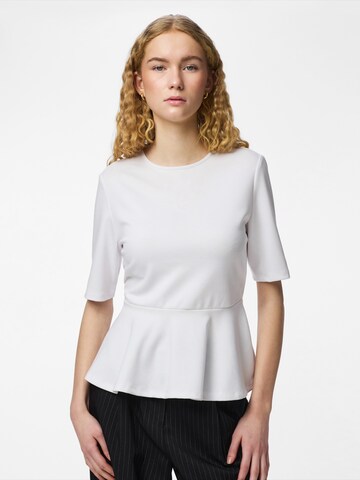 Maglietta 'PCALISA' di PIECES in bianco: frontale
