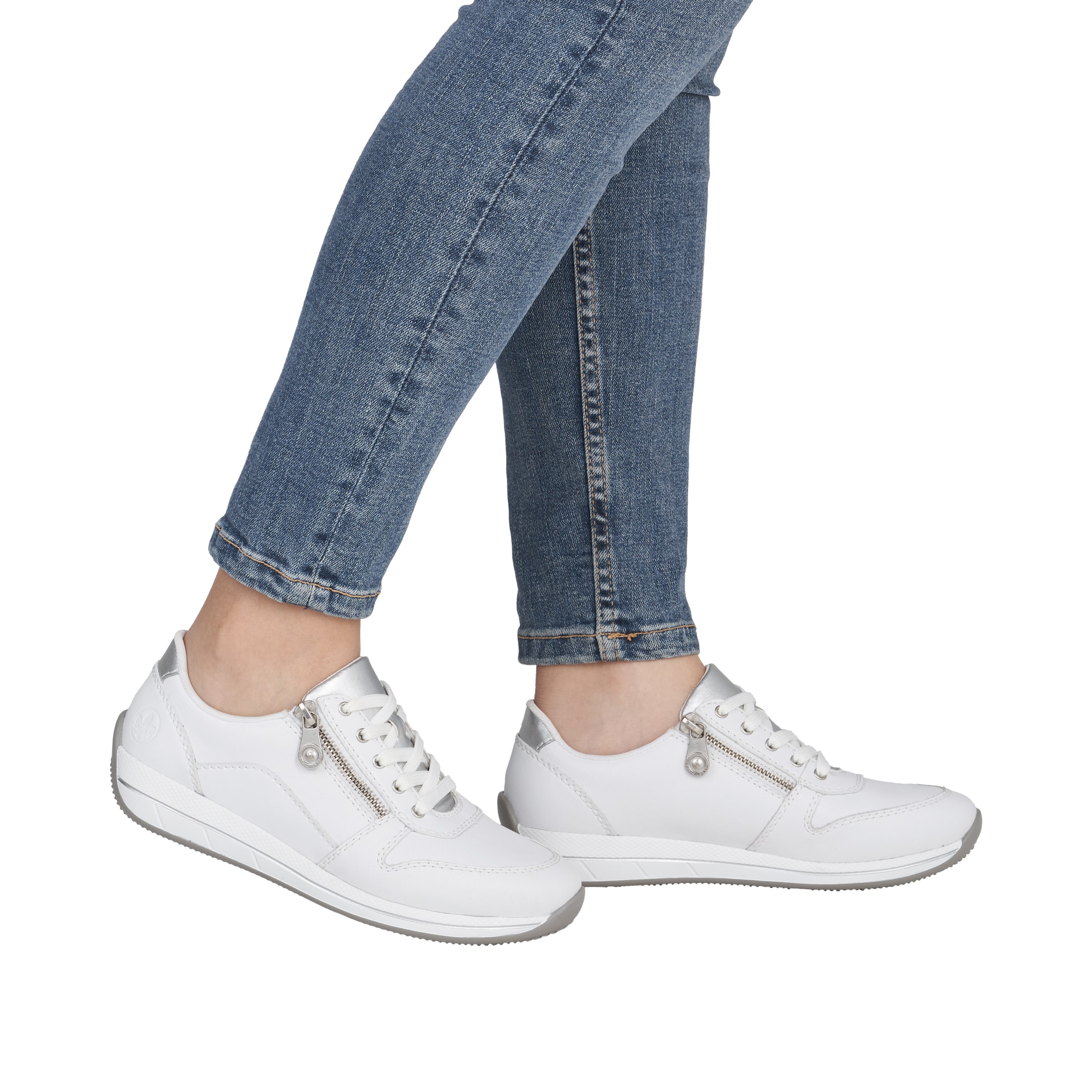 Baskets basses Rieker en blanc