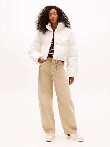 Tommy Jeans Prehodna jakna | bela barva