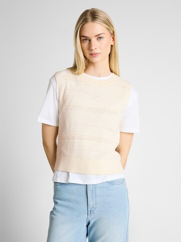 TOM TAILOR DENIM Trui in Bruin: voorkant