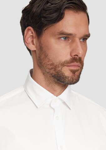 s.Oliver BLACK LABEL Regular Fit Businesshemd in Weiß