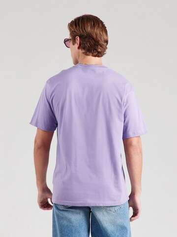 T-Shirt 'Smokey' VANS en violet : derrière