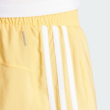 Loosefit Pantalon de sport 'Pacer' ADIDAS PERFORMANCE en jaune