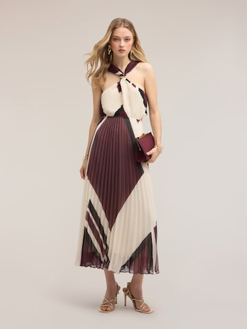 MOTIVI - Vestido en beige