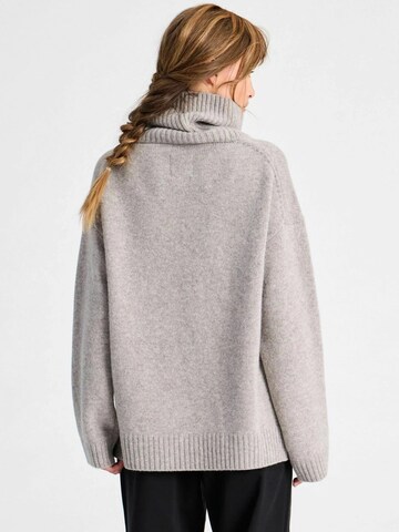 Pullover ' Vera ' di Gai+Lisva in grigio