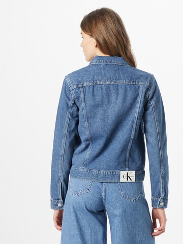 Calvin Klein Jeans Přechodná bunda – modrá