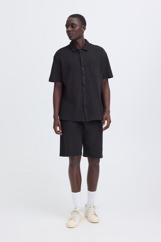 BLEND Regular Pants in Black: front