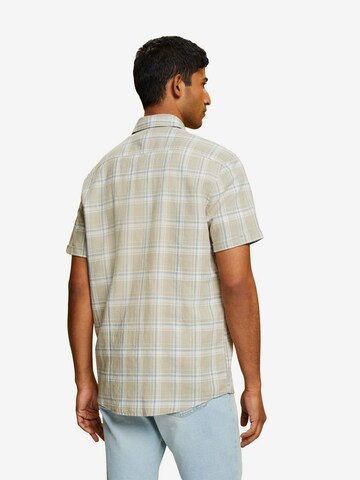 ESPRIT Regular fit Button Up Shirt in Green