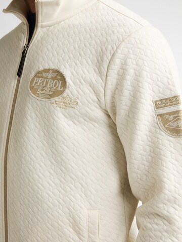Veste de survêtement Petrol Industries en blanc