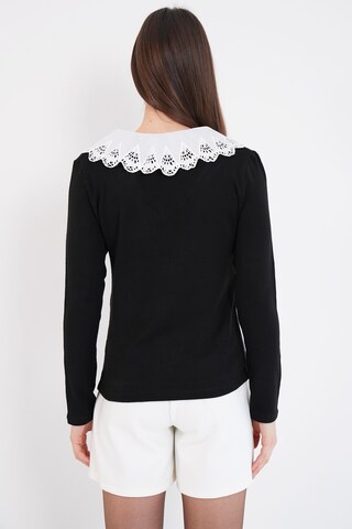 Trend Alaçatı Stili Tričko – černá