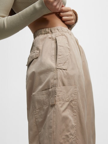 Regular Pantalon cargo Pull&Bear en marron