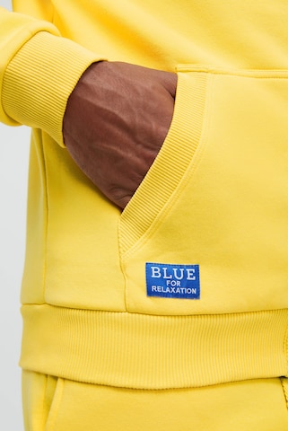 CAMP DAVID Zip-Up Hoodie in Yellow