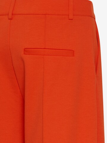 ICHI - Pierna ancha Pantalón de pinzas en naranja