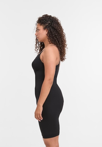 Robe Lykkeland Atelier en noir