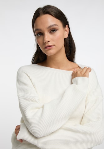 RISA Sweater in White