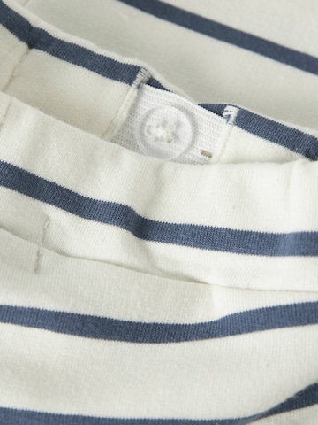 Regular Pantaloni de la NAME IT pe alb
