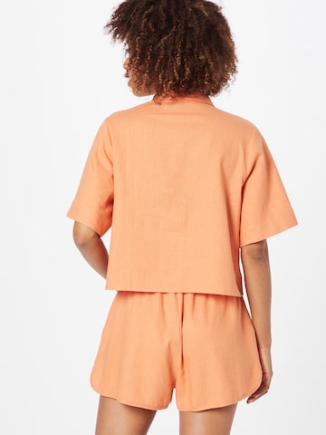 ABOUT YOU Limited Blouse in Oranje