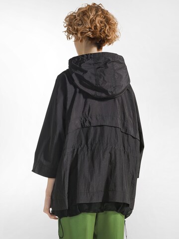 DEHA Between-season jacket in Black
