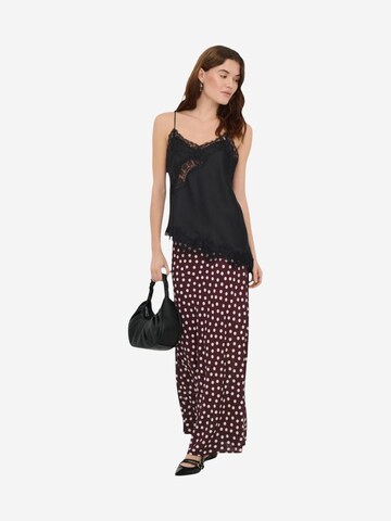 Top 'JDYFIFI S/L ASYM LACE SINGLET WVN NOOS 15379243' di Jaqueline de Yong in nero