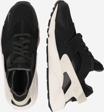 Nike Sportswear Σνίκερ χαμηλό 'AIR HUARACHE' σε μαύρο