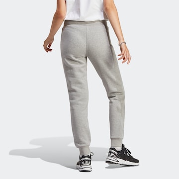 ADIDAS ORIGINALS Tapered Pants 'Adicolor Essentials' in Grey