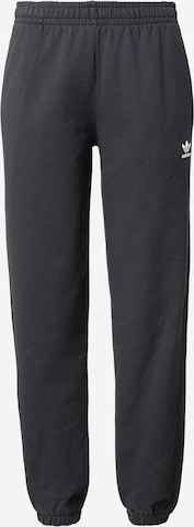 ADIDAS ORIGINALS Zwężany krój Spodnie 'Essentials' w kolorze czarny: przód