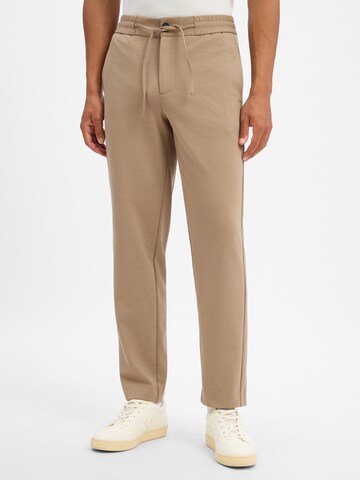 Lindbergh Regular Trousers in Beige: front