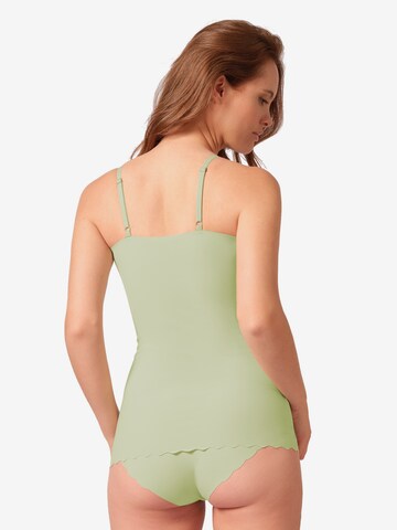 Regular Maillot de corps Skiny en vert