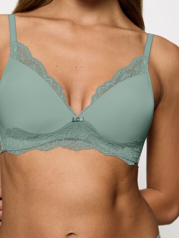 TRIUMPH T-Shirt T-Shirt-BH ' Amourette Charm ' in Grün