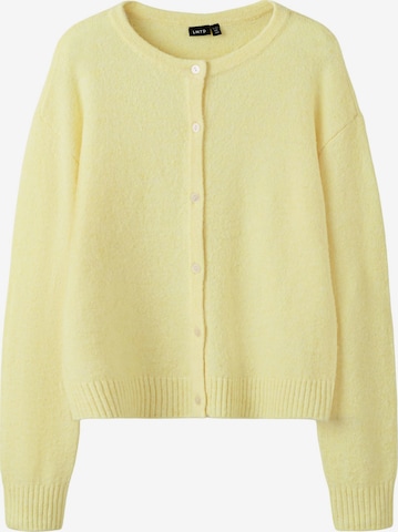 LMTD - Cárdigan en verde: frente