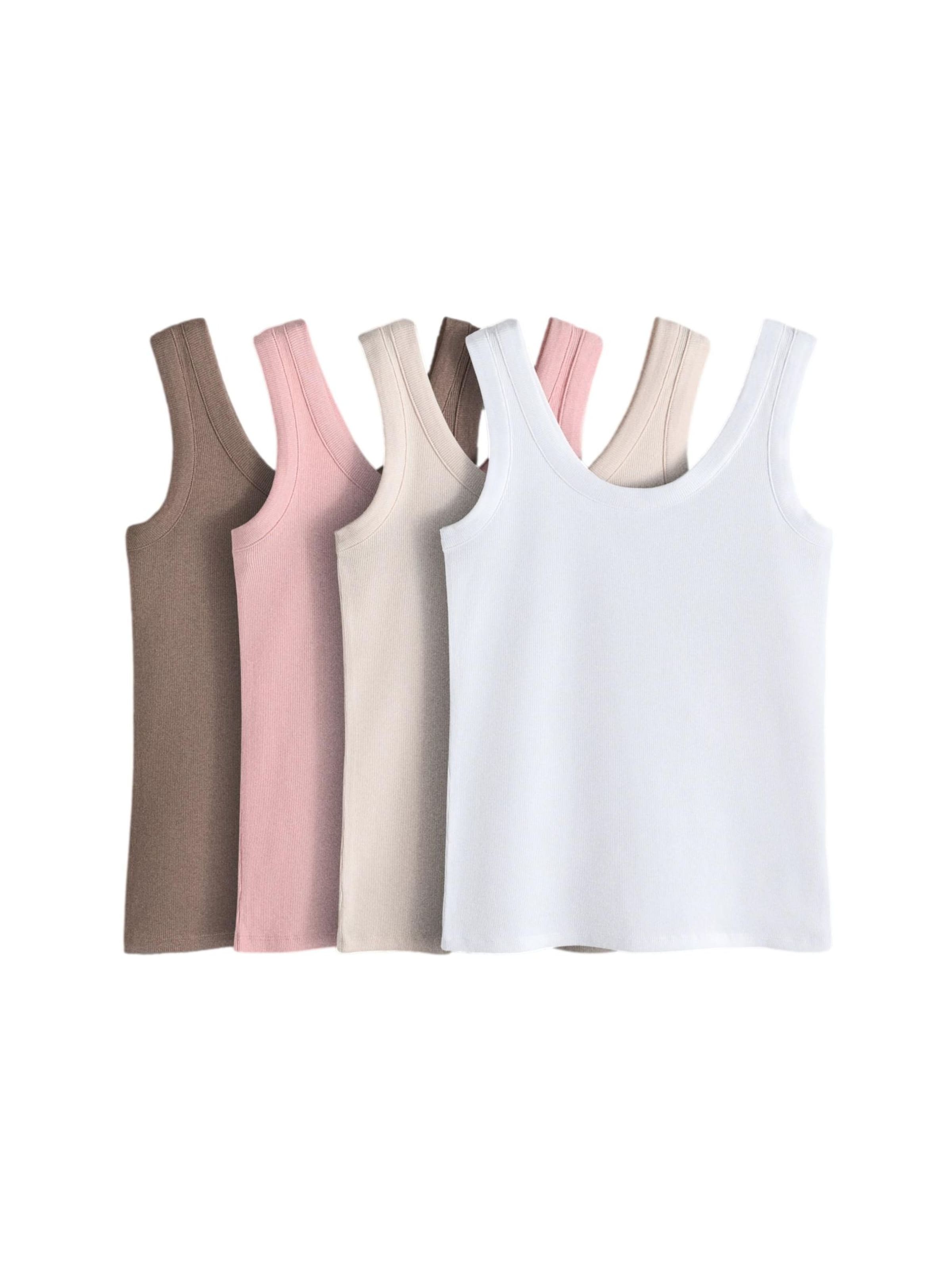 The Set Top in Beige: voorkant
