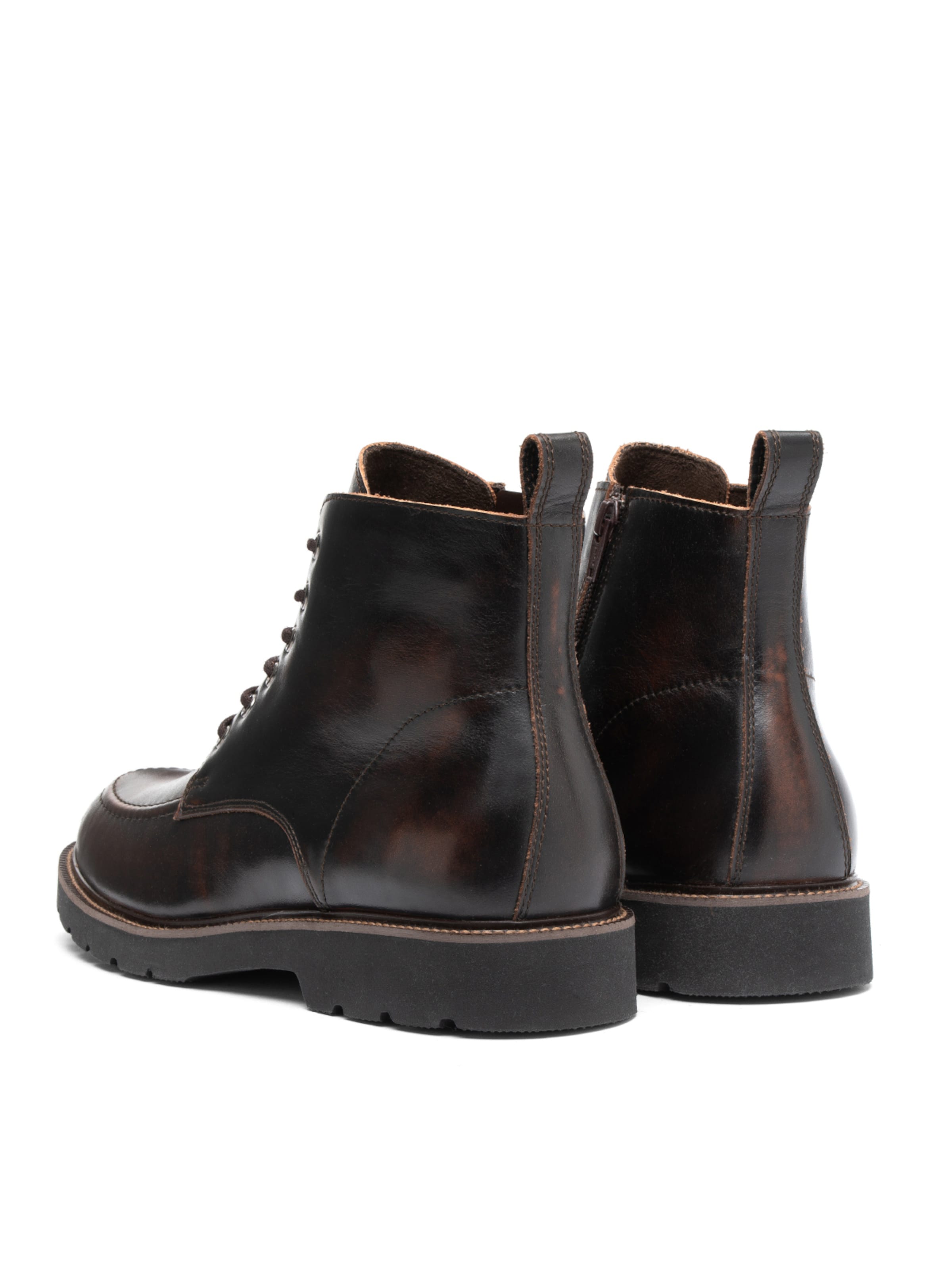RYŁKO Lace-Up Boots in Brown