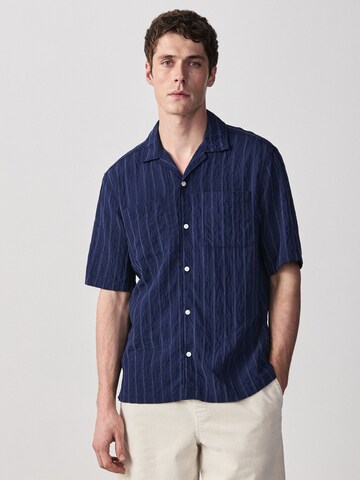 Next Regular fit Риза в синьо: отпред