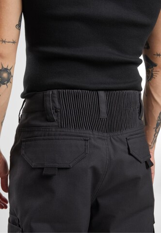 Brandit Regular Cargo trousers in Black