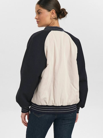 Veste mi-saison NÜMPH en gris